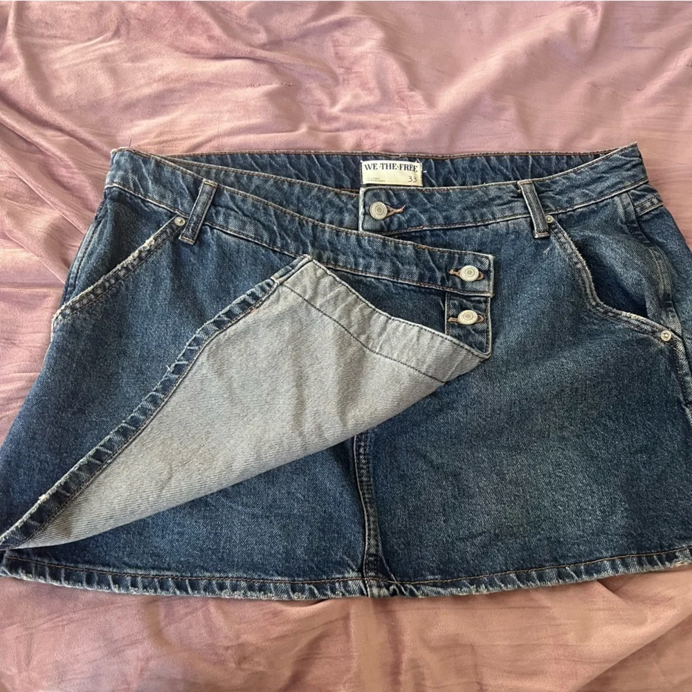 We the free denim skirt size 33 - Picture 3 of 5